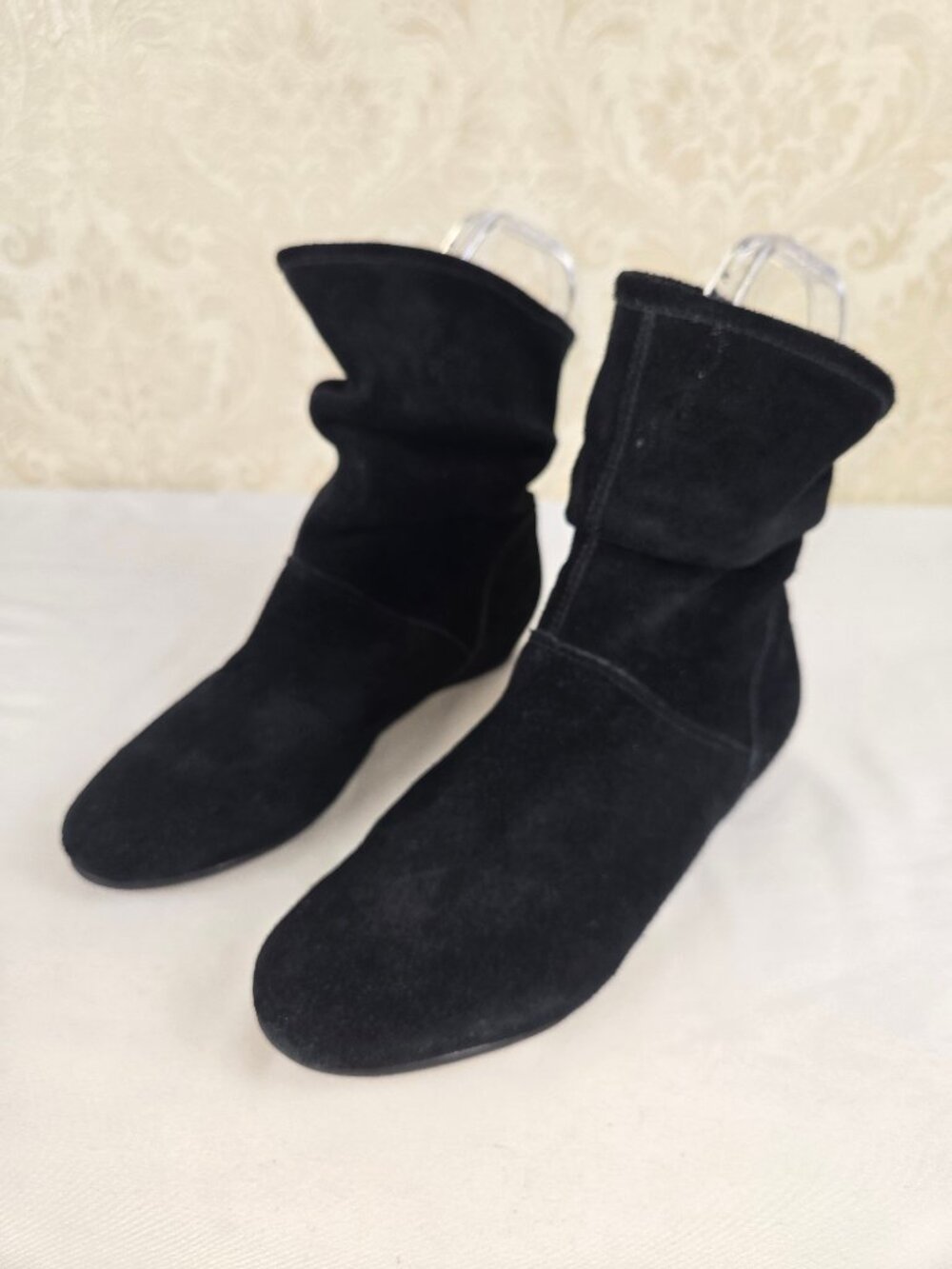Style & Co Sz 6-1/2M Quirky Black Suede Slouchy Ankle Boots Flat Sole Almond Toe - Picture 2 of 12